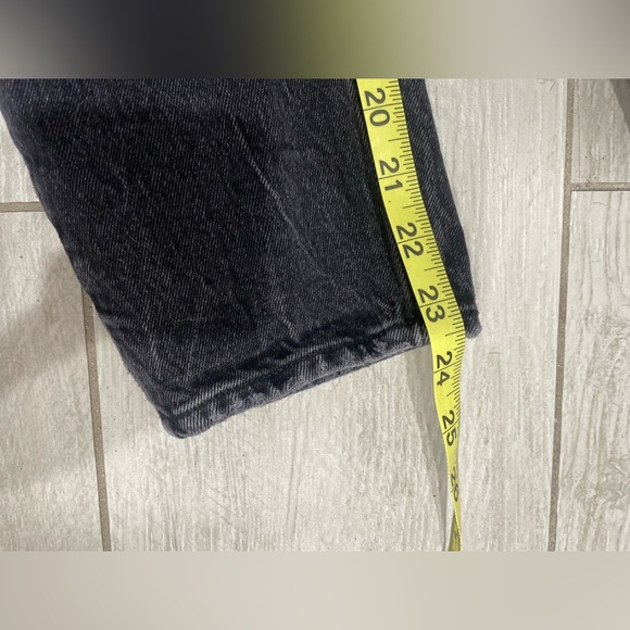 25/0s The Mom Abercrombie & Fitch Curve Love Jeans, dark grey/black. - Picture 5 of 7